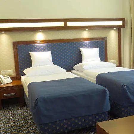 Centrum Hotel 3*