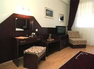 فندق Centrum ديبريتْسين