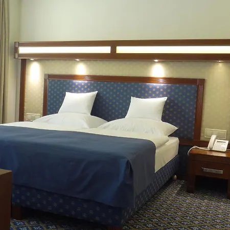 Centrum 3* דברצן