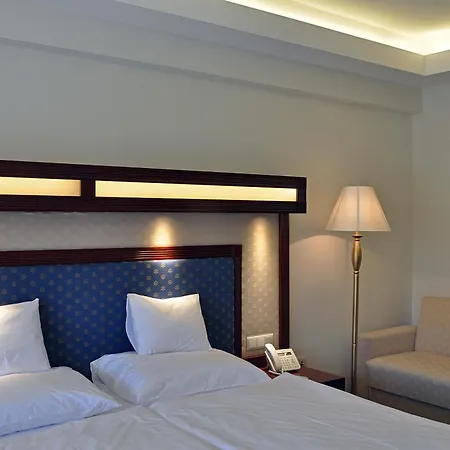Centrum Hotel 3*