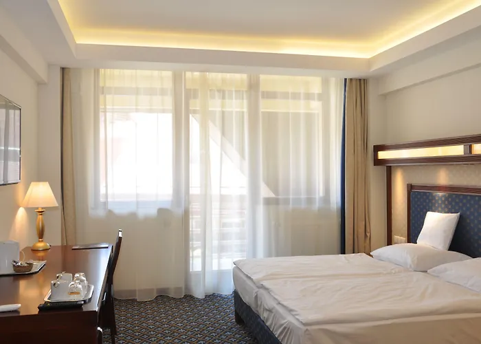 Hotel Centrum Debreţin