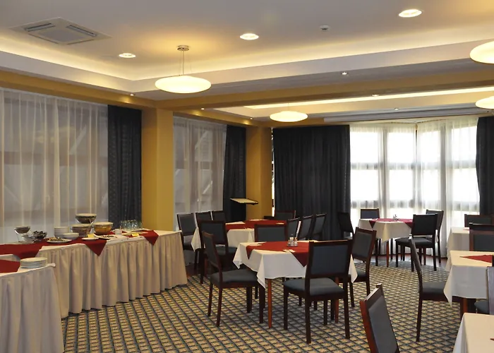 Hotel Centrum Debreţin