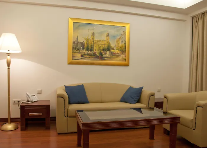 Hotel Centrum Debreţin