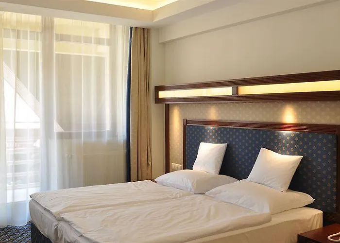 Centrum 3* Debreţin